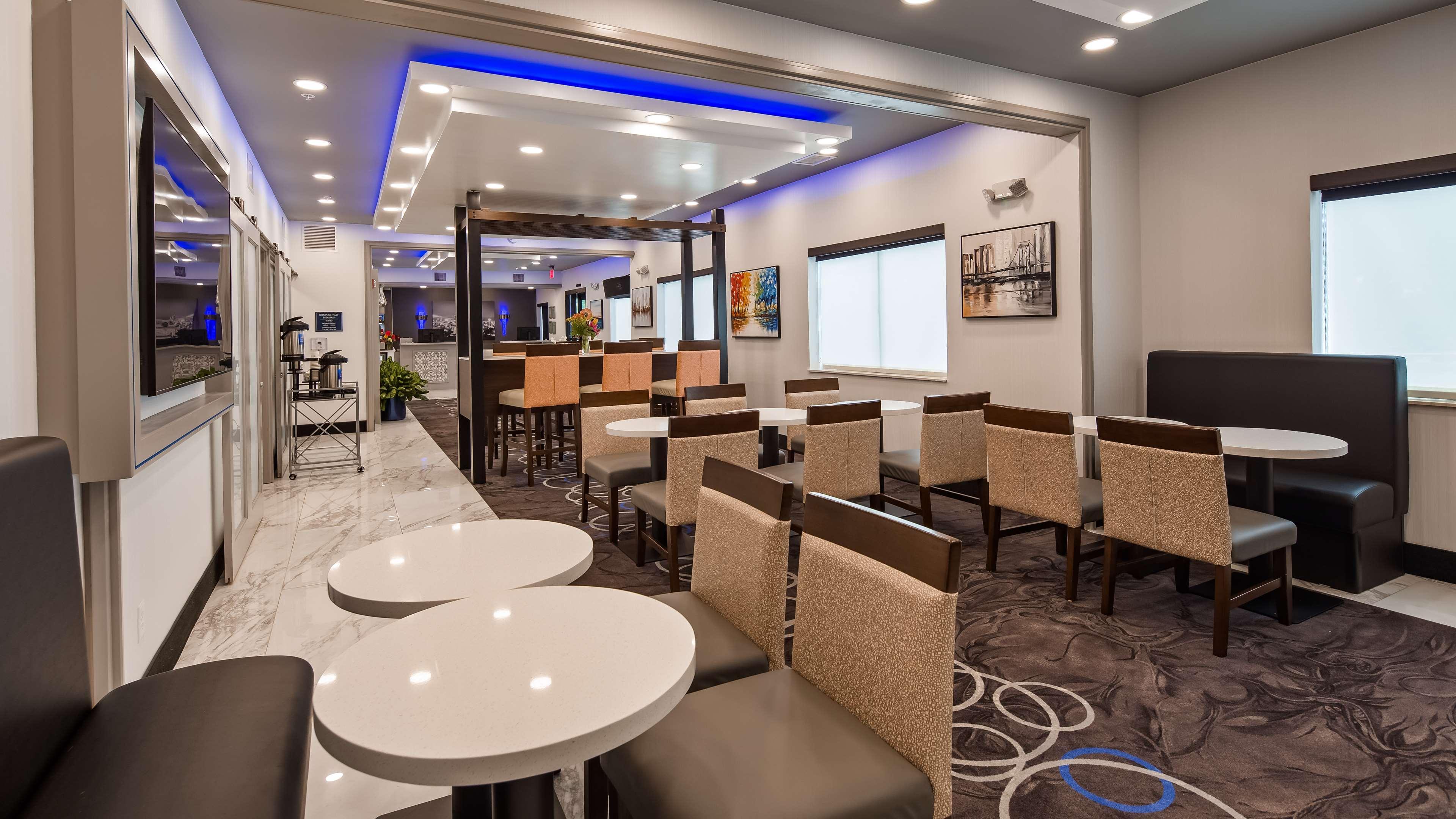 เบสต์ เวสเทิร์น อินดิเพนเดนซ์ แคนซัส ซิตี้ Hotel อินดีเพนเดนซ์ ภายนอก รูปภาพ